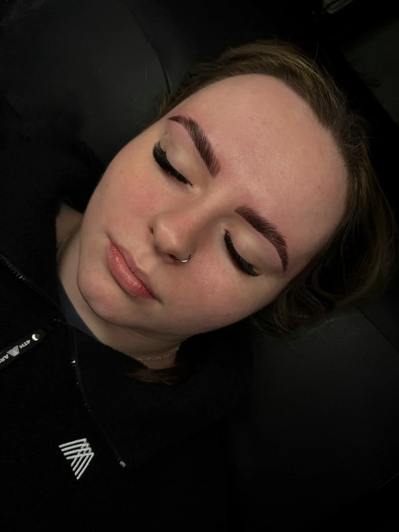 Shaped and defined brows on a Lash Inspire client